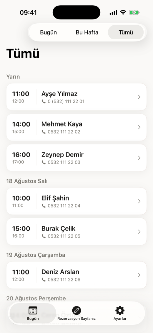 Kelan uygulamasında uzmanın haftalık randevu takvimi.